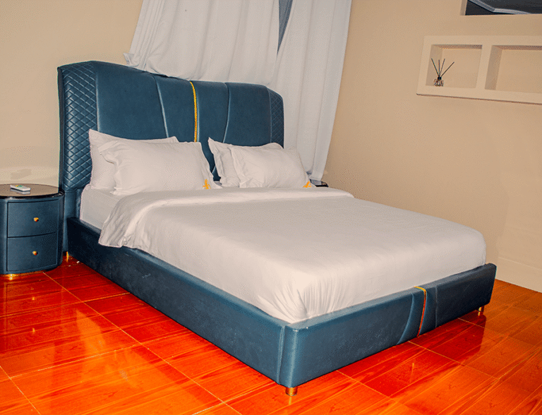 Junior Suite - Image 1