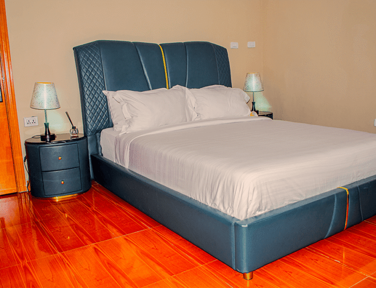 Studio Suite - Image 1