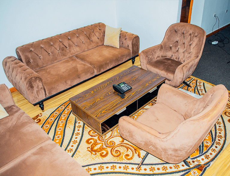 Deluxe Room - Image 5