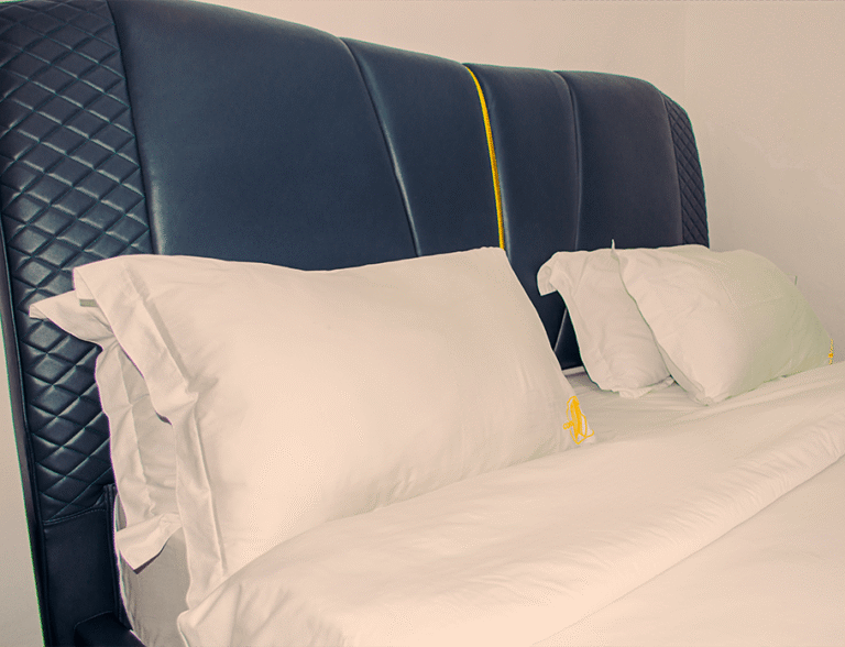 Deluxe Room - Image 3