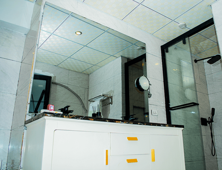 Deluxe Room - Image 7